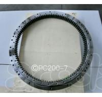 Поворотный круг Komatsu PC200-7