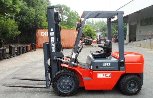 Погрузчик вилочный BULL FD30CE
