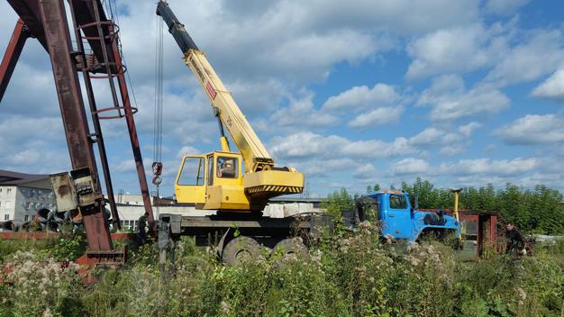 Продам автокран Ивановец КС45717 на базе а/м Урал, г/п 25 тонн